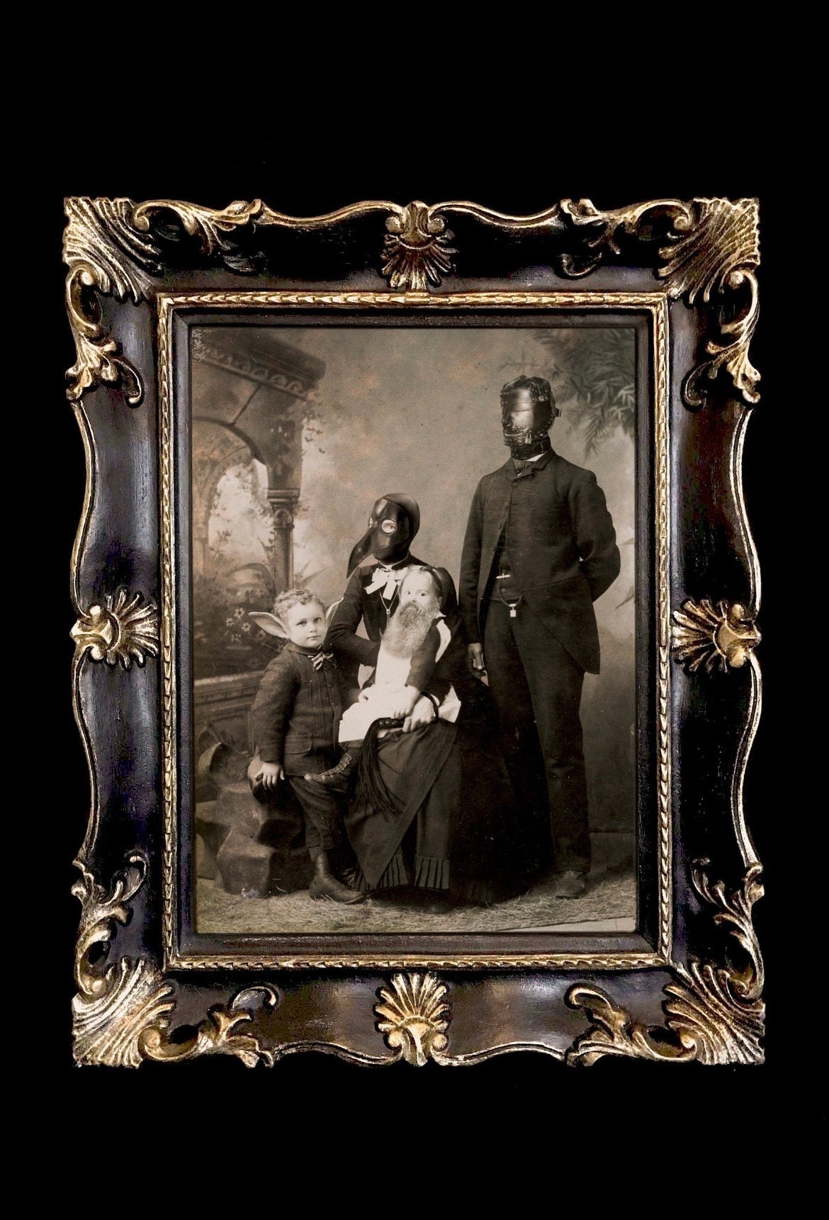 “The BDSM family”